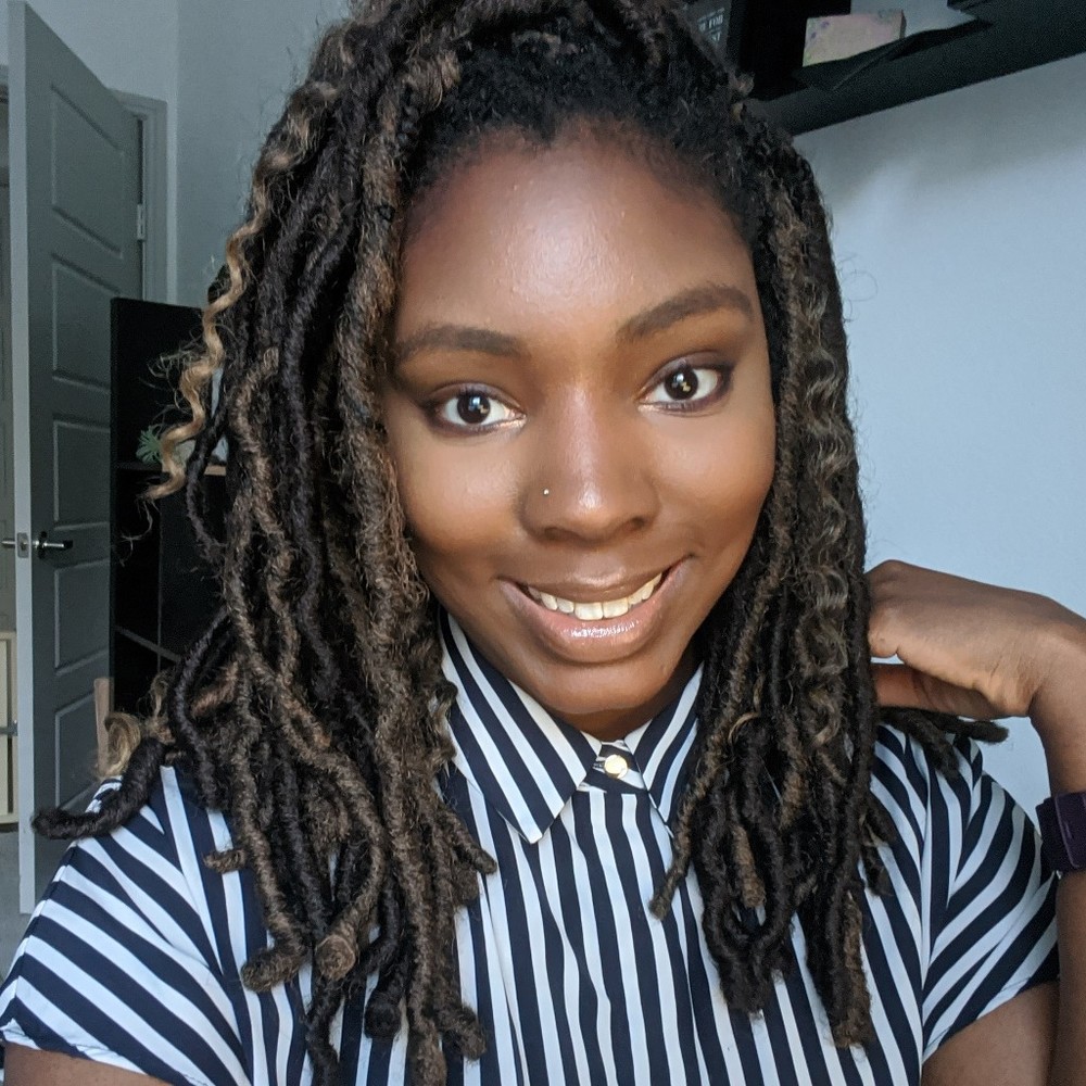 Meet your Posher, Yvonne
